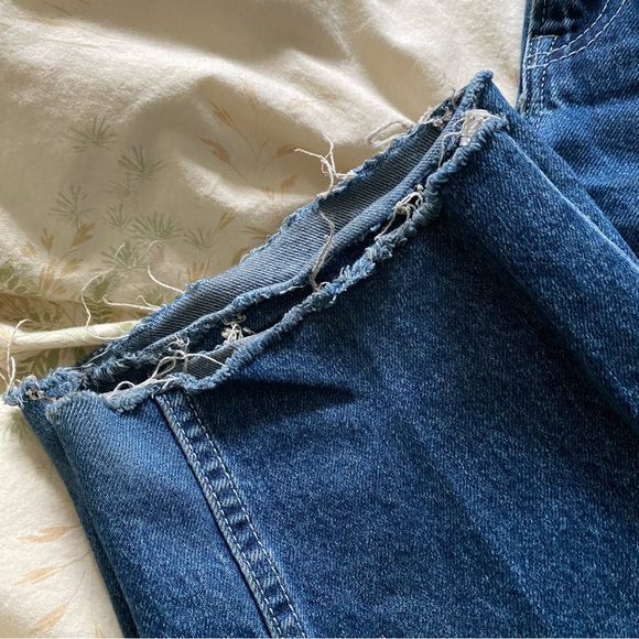 Mid Rise Straight Jeans - Picture 4 of 5